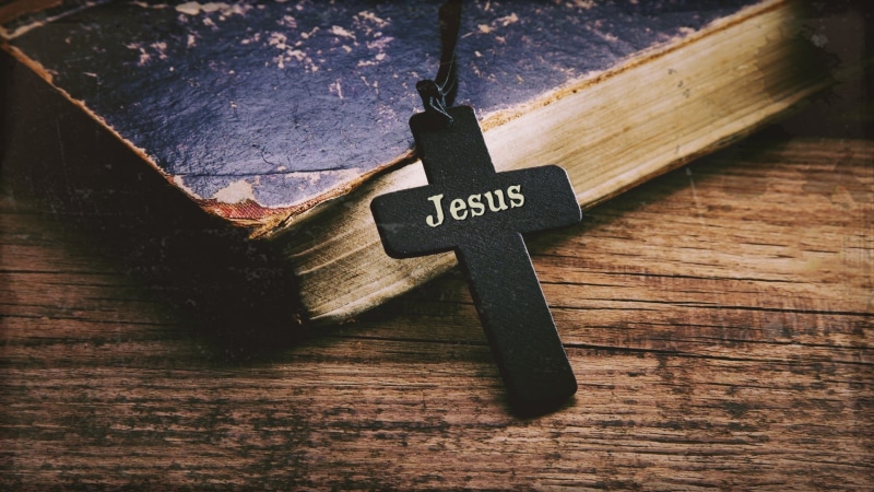 table, indoors, metal, sign, Jesus Christ, Holy Bible, 1080P, black color, message, jesus, communication, high angle view, Christianity, black, no people
