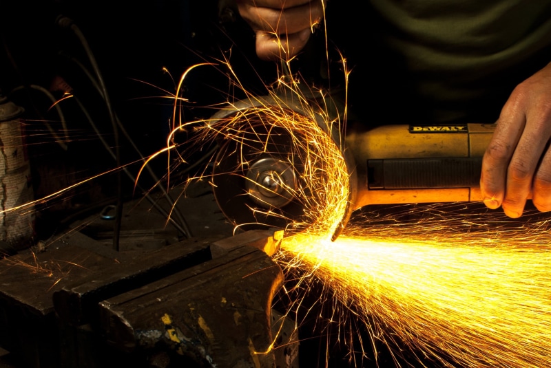 milling, metal Industry, hand, angle, grinder, technology, manufacturing, industry, craftsperson, machine, 2K, welder, metal, men, yellow, dewalt, company