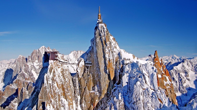 extreme terrain, snow, snowcapped mountain, mont blanc massif, cliff, ridge, 1080P, massif, mountain range, mountain peak, environment, mountain, cable car