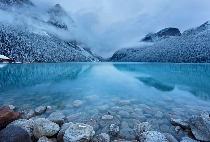 snow, cold temperature, turquoise, cloudy, tranquil scene, forest, water, lake, 720P, nature, season, cabin, gray, mountains, scenics - nature, cloud - sky