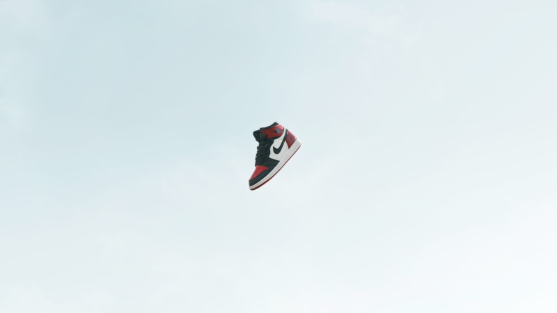 kite - toy, no people, mid-air, shoe, flying, unpaired, freedom, jordan, sneaker, patriotism, nike, air jordan, 4K, streetwear, motion, retro, clear sky