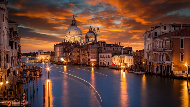 long exposure, cloud, photography, light trails, italy, reflection, europe, sunset, waterway, water, grand canal, long exposure photography, dusk, city