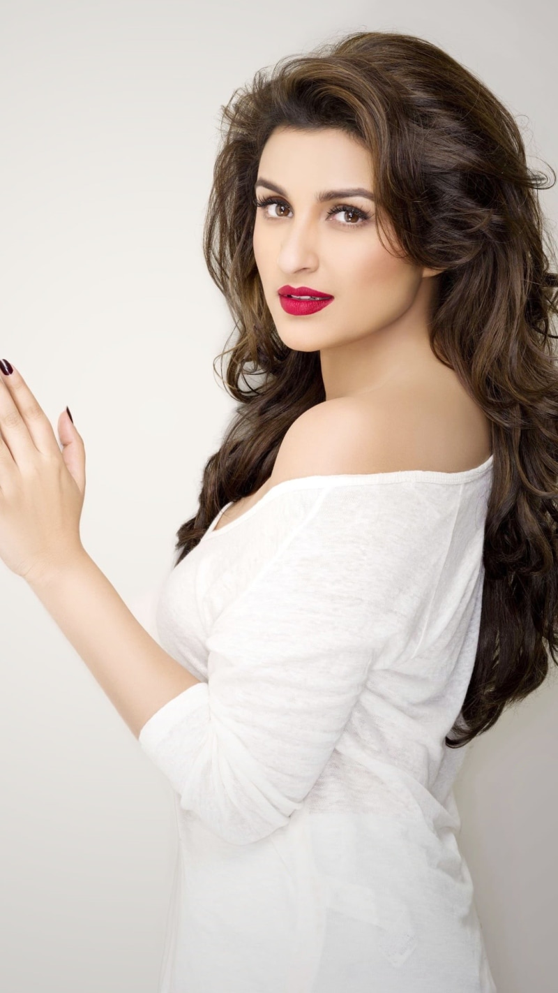 beautiful people, beauty, white, brown hair, glamour, chopra, one person, lips, parineeti, adult, shoulder, hair, bollywood, Parineeti Chopra, 1080P, long hair