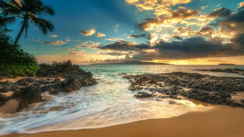 horizon over water, no people, sea, outdoors, beauty in nature, nature, ocean, tropical climate, beach, scenics - nature, maui, wave, big beach, caribbean