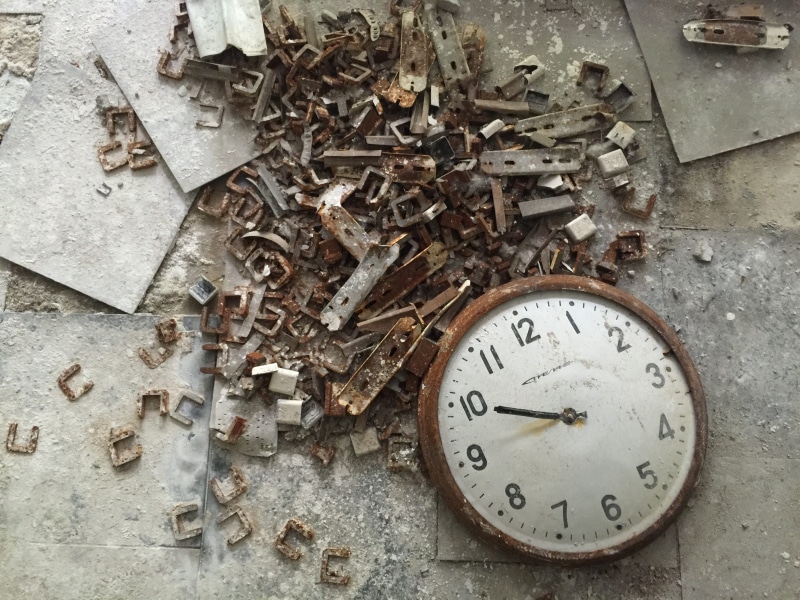 clock, Pripyat, time, broken, accident, forgotten, ukraine, abandoned, power, rusty, decline, Disaster, creepy, school, instrument of time, empty, minute hand
