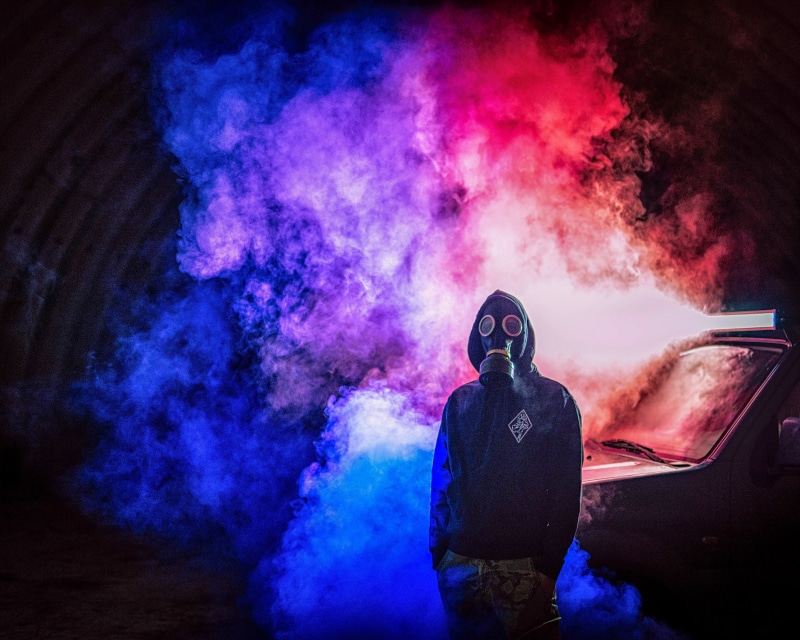 men, leisure activity, adult, danger, smoke, blue, gas mask, lifestyles, clothing, activity, 4K, digital, gas, people, mystery, real people, casual clothing