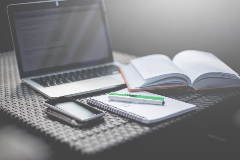 pens, notebook, document, macbook, indoors, 4K, iphone, desktop pc, connection, technology, work, young, no People, desk, hard, pC, wireless technology