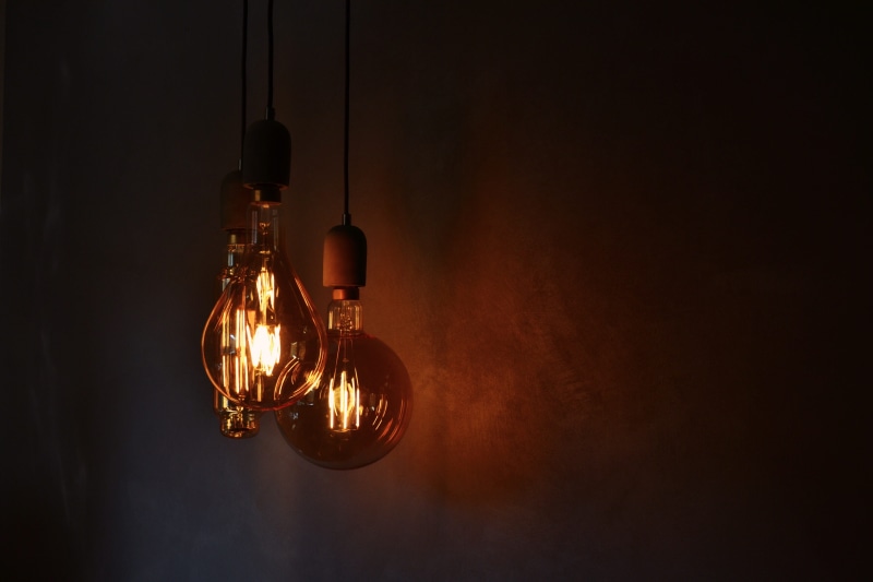 ceiling, suspended lamp, creativity, light Bulb, electricity, bright, electric Lamp, light fixture, single Object, old fashioned, dark, decor, lighting Equipment
