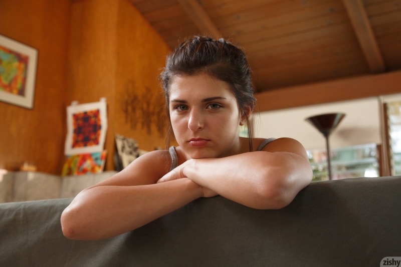 women, lifestyles, human limb, adult, young adult, contemplation, young women, looking at camera, 1080P, brunette, brown hair, one person, human body part