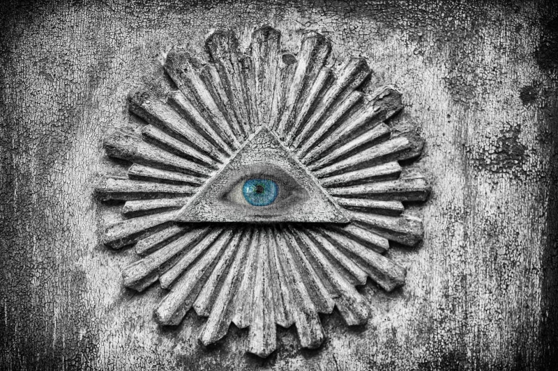 art and craft, circle, the past, representation, 4K, mysterious, craft, outdoors, pattern, ornate, gloomy, iris, cemetery, design, history, eye, shape