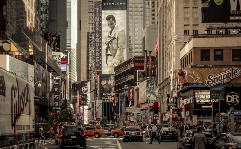 Traffic, unitedstates, road, Life, car, Square, timessquare, land vehicle, newyork, East, tokyo, City, architecture, John, snapple, onesevenone, motor vehicle