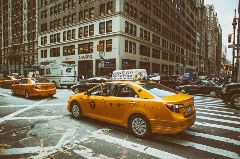 rush Hour, building, car, fifth Avenue, city street, roads, busy, yellow Taxi, travel, Midtown Manhattan, motor vehicle, cityscape, uSA, land vehicle, mode of transportation