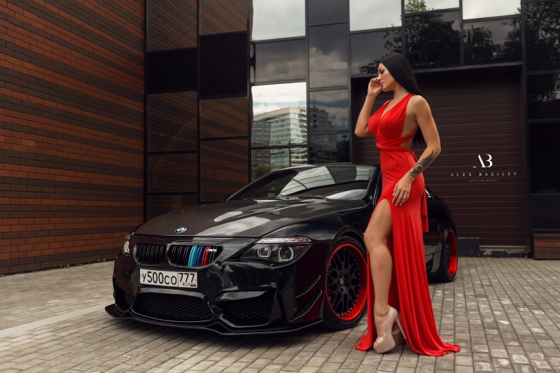 dress, 2K, standing, slit, women, real people, beautiful woman, land vehicle, motor vehicle, Oksi Konovalova, red, tanned, luxury, wealth, young adult