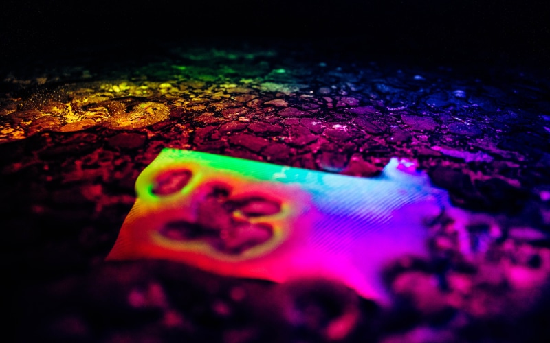 close-up, water reflection, glowing, paint, apple, multi colored, green, creativity, 4K, colorful, art and craft, windows