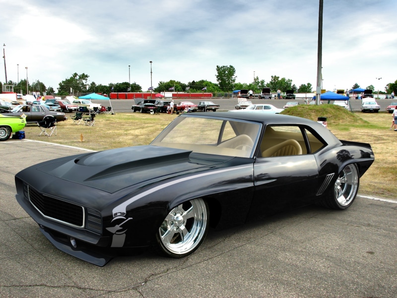 outdoors, nature, tree, incidental people, coupe, cloud - sky, land vehicle, luxury, plant, stationary, black, vintage car, tuning, street, Chevrolet, day