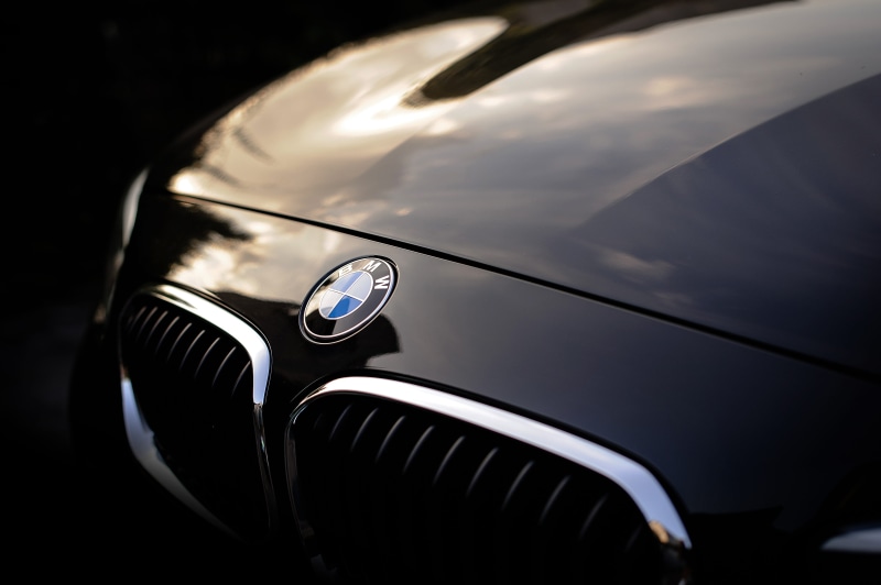 logo, spoke, 4K, headlight, vehicle interior, sunset, metal, tire, luxury, aircraft, light, mode of transportation, trademark, silver colored, no people