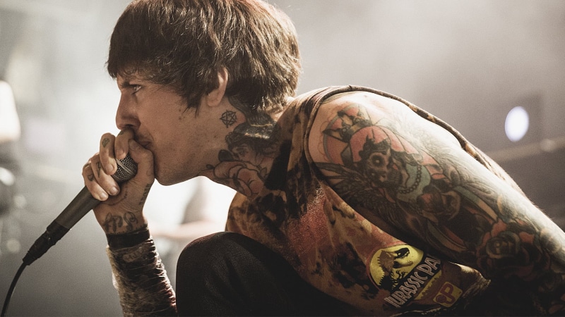 copy Space, lifestyles, contemplation, facial hair, singer, real People, Bring me the horizon, looking, only Men, portrait, Oliver Sykes, focus on foreground