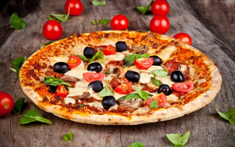wood - material, no people, pizza, edible mushroom, 2K, savory sauce, meat, cheese, food, meal, tomatoes, food and drink, herb, basil, dairy product, mushroom