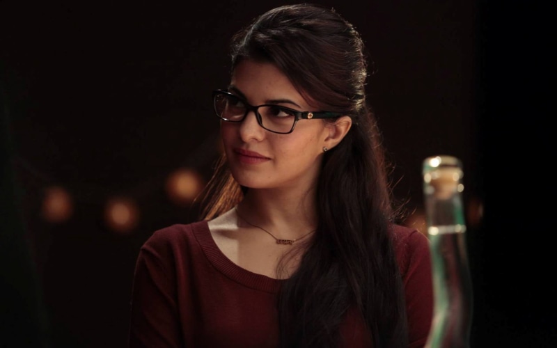 glasses, hairstyle, 1080P, celebrities, headshot, contemplation, Female Celebrities, beautiful woman, front view, portrait, neck, beauty, Jacqueline Fernandez