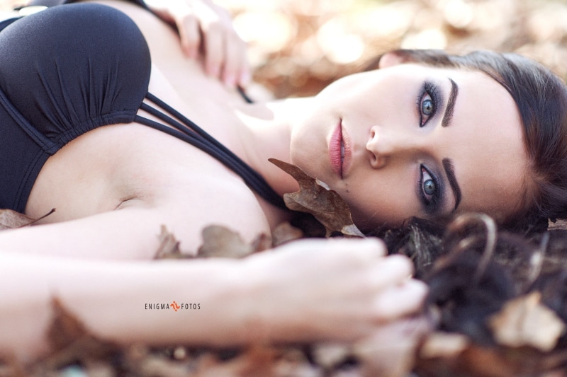 looking at viewer, women, beauty, relaxation, headshot, depth of field, lifestyles, spaghetti, strap, makeup, young women, Enigma Fotos, looking at camera
