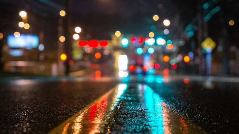 headlight, city life, street, car, no people, water, transportation, street light, outdoors, asphalt bokeh city depth of field new york city reflection road traffic lights urban water drops wet rain