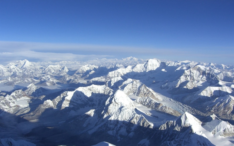 sky, winter, cold temperature, scenics - nature, mountain, beauty in nature, sunlight, non-urban scene, 1080P, outdoors, Mount Everest, snow, tranquility