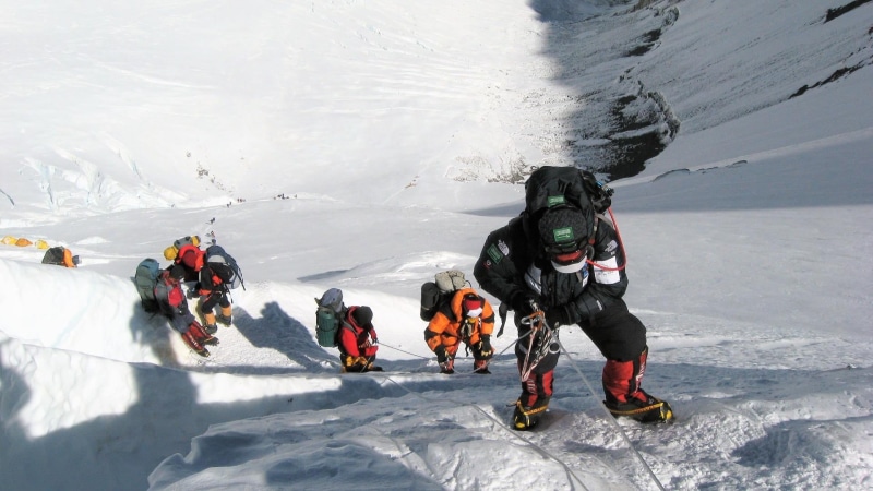 dingri, climbing, leisure activity, climb, snowcapped mountain, china, people, 1080P, slope, scenics - nature, mount everest, nature, winter, mountain range