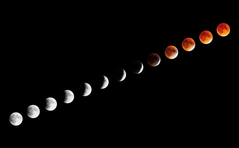 studio shot, Space, Phase, geometric shape, choice, sphere, astronomy, planetary moon, sky, full moon, nature, illuminated, shape, circle, black background