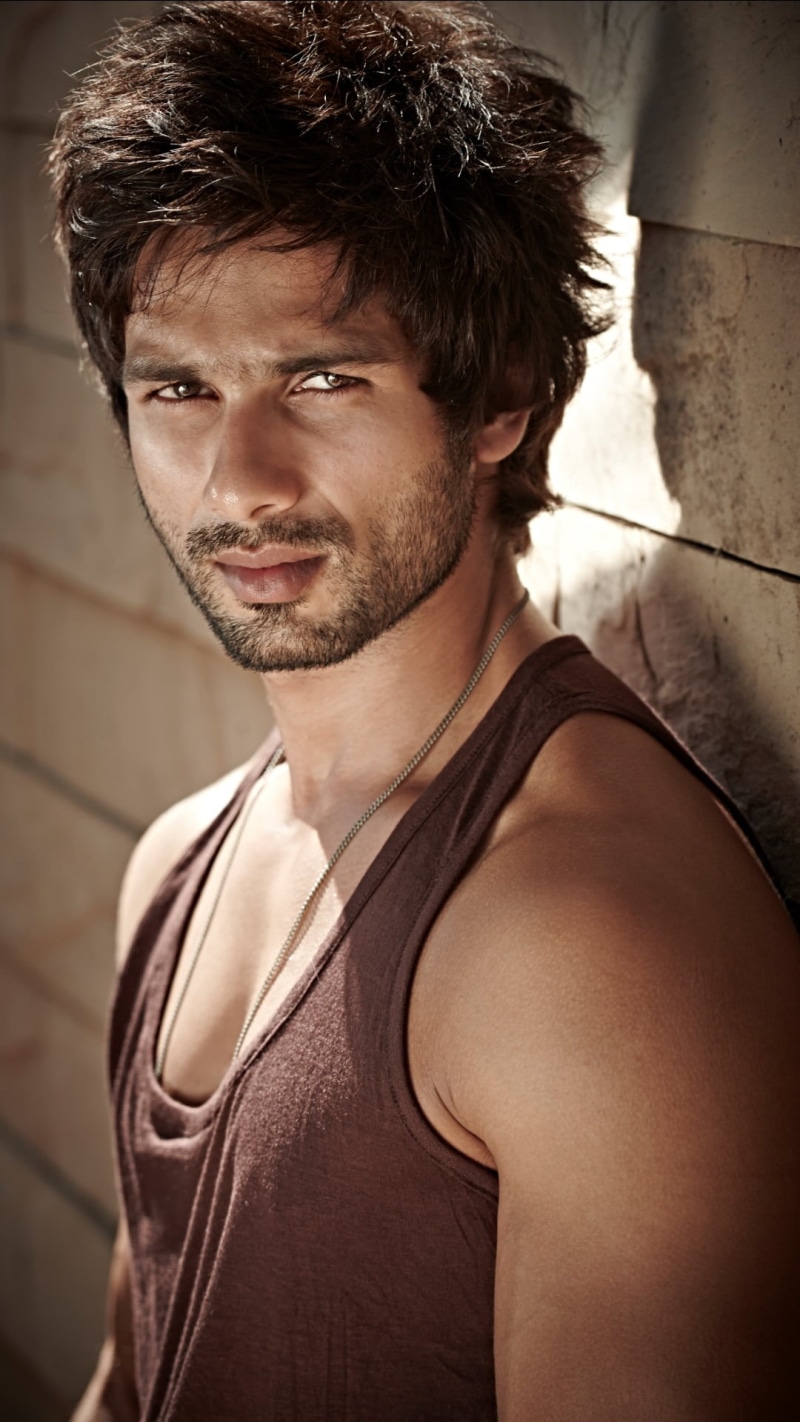 hairstyle, architecture, beautiful people, stubble, Male Celebrities, 1080P, bollywood, men, portrait, s, confidence, handsome, masculinity, young adult