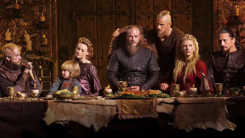togetherness, daughter, smiling, blonde, emotion, males, females, child, celebration, thrones, Lagertha Lothbrok, mother, Travis Fimmel, Katheryn Winnick