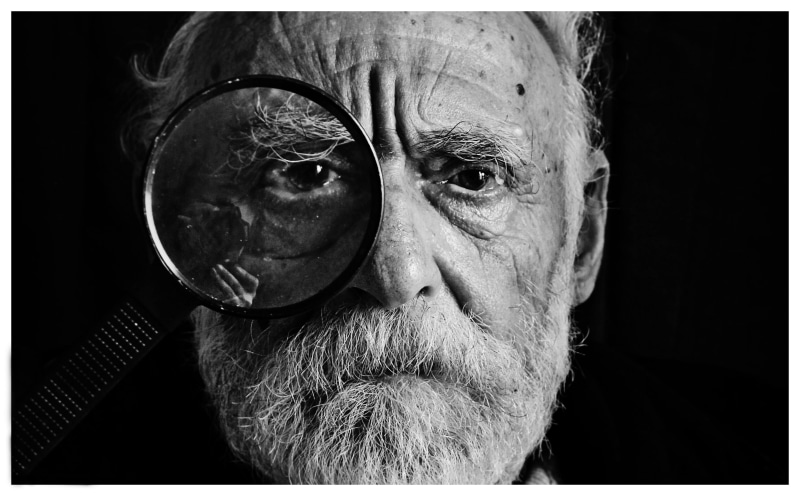 facial hair, adults only, senior Adult, caucasian Ethnicity, adult, grayscale, transfer print, magnifying, males, glass, eye, using, glasses, magnifying glass