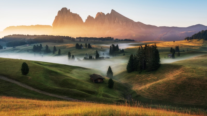 cabin, morning, nature, landscape, grass, alpe di siusi, highland, alps, shack, sunlight, mountain village, misty, field, mist, seiser alm, sky, grassland