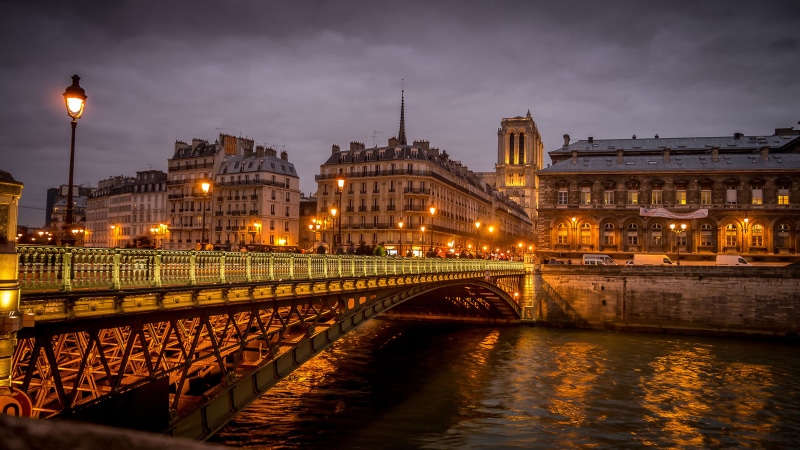 arcole, connection, lighting equipment, outdoors, tablet, france, travel destinations, street, mobile, built structure, hd, building exterior, paris, cloud - sky