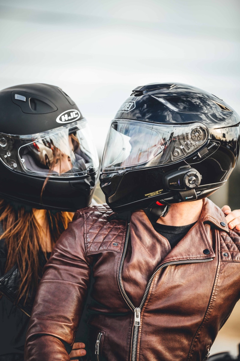 visor, woman, leather, gaze, real people, leather jacket, men, couple, romantic, riding, 5K, transportation, motorcycle, crash helmet, lifestyles, girl