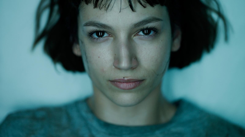 720P, hair, human face, close-up, indoors, headshot, young adult, depression - sadness, La casa de papel , teardrop, serious, front view, grey, beautiful woman