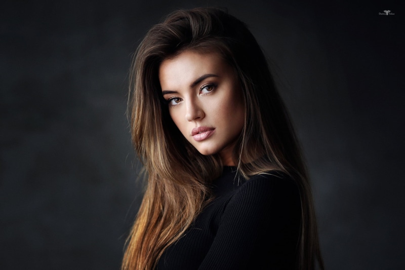 Dmitry Arhar, hair, Ksenia, model, 1080P, indoors, studio shot, dark, contemplation, human hair, headshot, beauty, beautiful woman, fashion, adult, looking at viewer