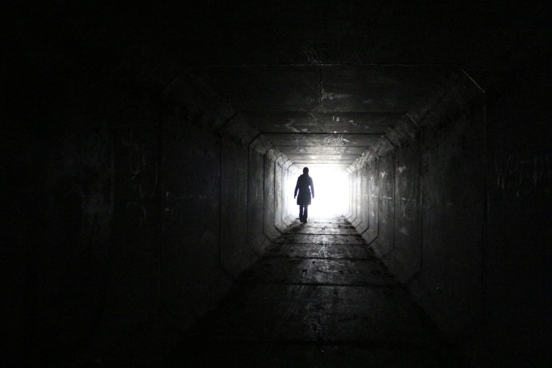 5K, rear view, walking, dream, death, fantasy, exit, white, the way forward, black, light at the end of the tunnel, underground, one person, alone, day