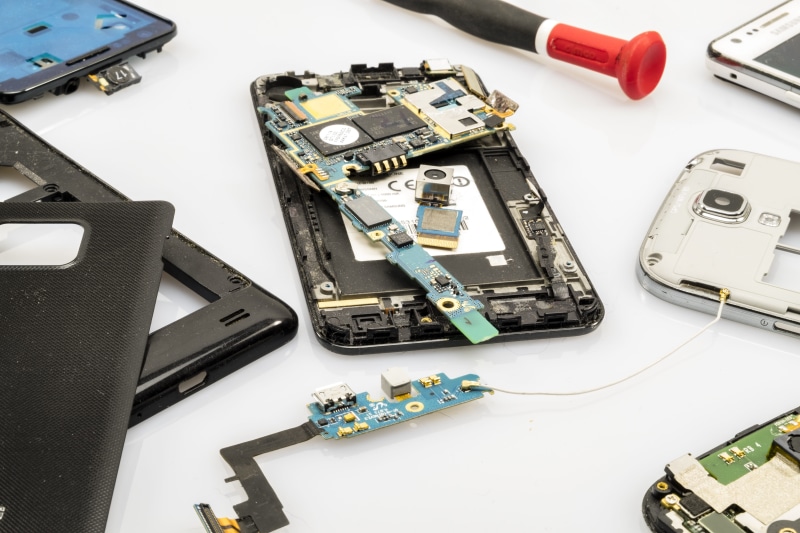 electronics industry, still life, galaxy, no people, equipment, circuit board, smd, connection, broken, technology, Cellphone, board, workshop technician