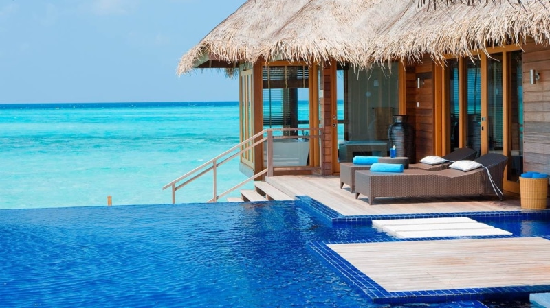 outdoors, beauty in nature, tranquil scene, trip, pool, wooden, Maldives, resort, 720P, architecture, tropical, sea, roof, tranquility, thatched roof
