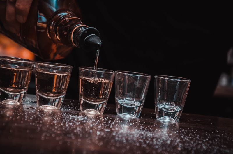freshness, refreshment, drinking glass, beer, still life, whisky, camera, bottle, pub, human, no people, nightlife, indoors, alcohol, five, close-up, goblet
