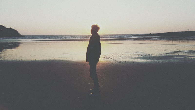 lifestyles, ocean, horizon over water, real people, hairstyle, outdoors, women, beauty in nature, south korea, eurwangni beach, nature, sky, incheon, sea