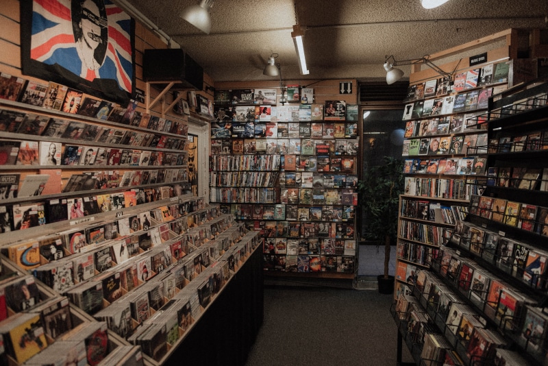 assorted, retro, abundance, case, consumerism, art, cd store, absence, eret0, modern art, container, large group of objects, collection, record store, shelf