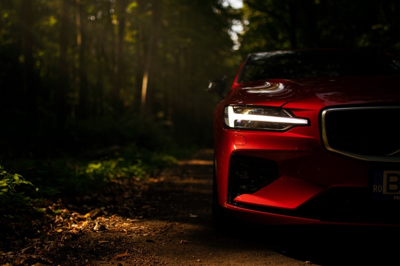 jungle, 2K, depth of field, Volvo S60, Sedan, LED headlight, red cars
