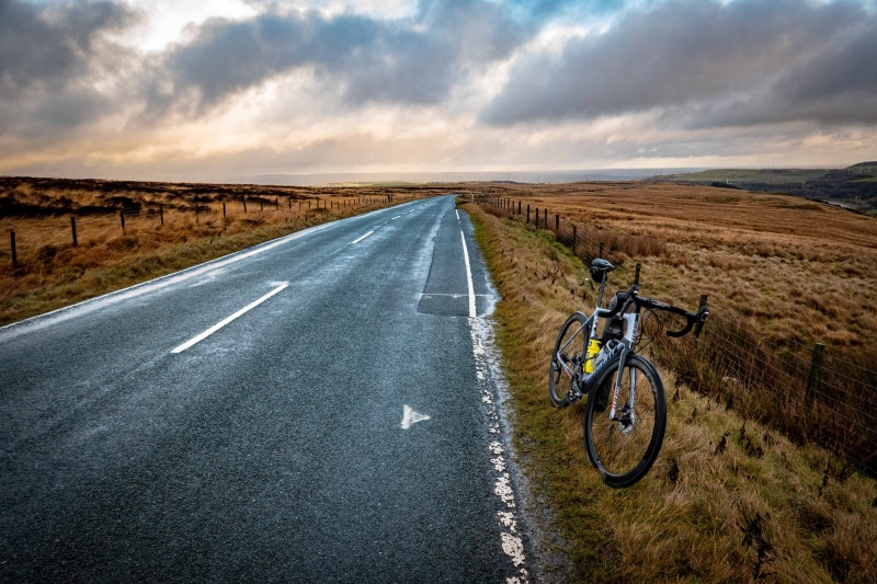 nature, white, bike, mountain bike, transportation, speed, freedom, the way forward, riding, urban, tire, sky, dirt road, road, environment, adventure
