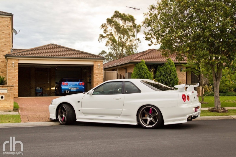 1080P, GT-R, city, car, white, no people, nature, Nissan, Nissan Skyline GT-R, tree, motor vehicle, sky, architecture, building, building exterior, land vehicle