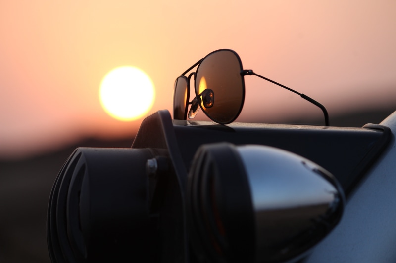 motorcycle, copy space, sunset, classic, enfield, focus, photography, style, bike, black, sunglasses, aviator, summer, royal, vintage motorcycles, close-up