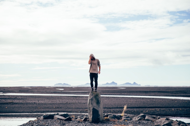 25-30 year old, scenics - nature, wearing, tranquil, young women, tourism, hiker, sweatshirt, cloud - sky, standing, 2K, leisure activity, young, young adult