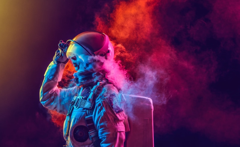 1080P, female astronaut, Adobe, neon, NASA, neon glow, colored smoke, light effects, smoke, tim tadder, women, adobe after effects, astronaut, space, photography