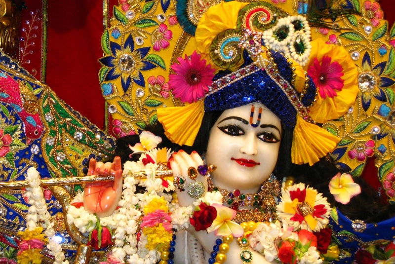 front view, women, lord, 1080P, Lord Krishna, beautiful woman, real people, one person, close-up, carnival - celebration event, traditional clothing, lifestyles