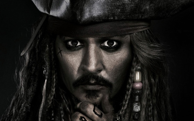 front view, indoors, depp, sparrow, dark, sadness, serious, portrait, one person, emotion, adult, johnny, clothing, headshot, Pirates Of The Caribbean: Dead Men Tell No Tales